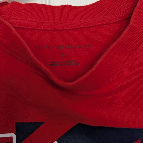 Tommy Hilfiger Boys (Size 8) Short Sleeve T-Shirt with Graphic Design - Picture 3 of 3